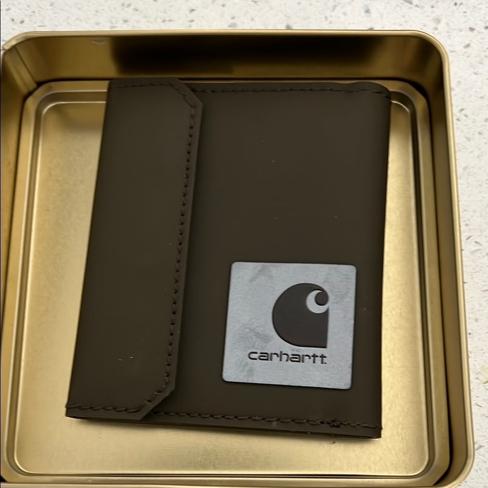 Carhartt water repellent fold over wallet